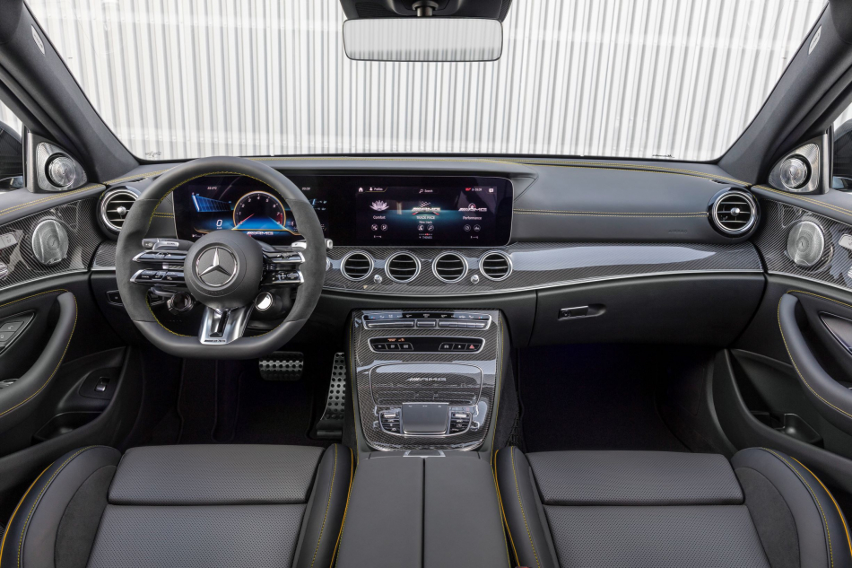 Mercedes-AMG E-Класс интерьер 