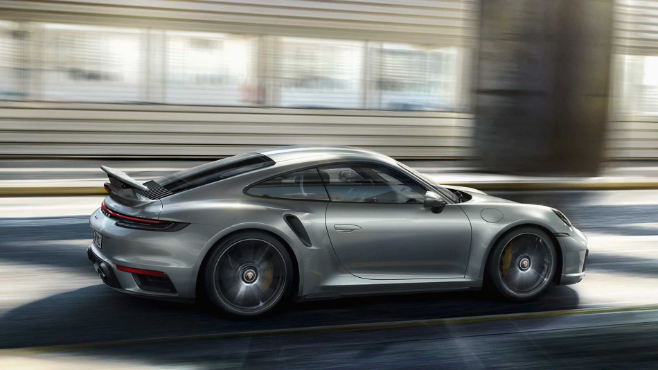 Представлен новый Porsche: 650 сил и 2,7 секунды до сотн Фото 3